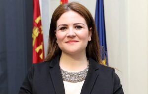 ESPERANZA_MORENO_REVENTOS_CV.jpg