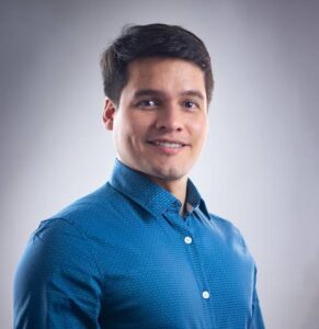 ALEJANDRO_BRICE%C3%91O_CV.jpg